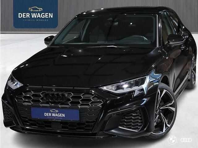 Zwart Gebruikt 2022 Audi A3 S-Line Hatchback | € 30.900 (Eerlijke prijs) - Afbeelding 1/4