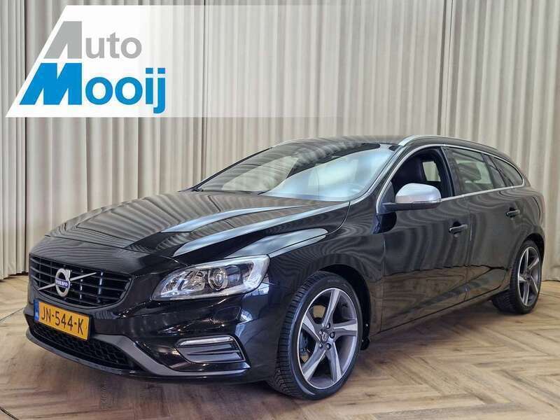 Zwart Gebruikt 2016 Volvo V60 R-Design Stationwagen | € 14.450 (Eerlijke prijs) - Afbeelding 1/4