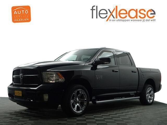 Zwart Gebruikt 2015 Dodge Ram Pickup | € 29.900 - Afbeelding 1/4