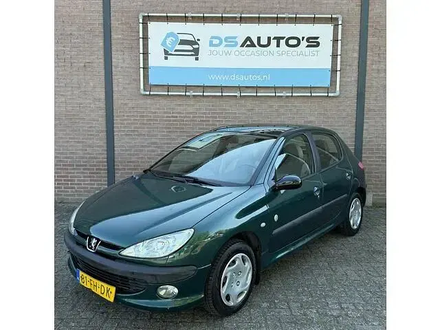 Roland Garros | Peugeot 206 – Vergelijk prijzen van 11 | Vanaf € 675