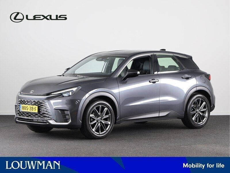 Grijs, metallic lak Gebruikt 2025 Lexus LBX SUV | € 39.445 (Goede deal) - Afbeelding 1/3