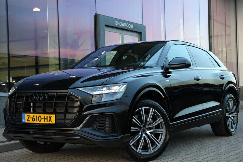 Zwart Gebruikt 2024 Audi Q8 Proline SUV | € 91.040 (Goede deal) - Afbeelding 1/4