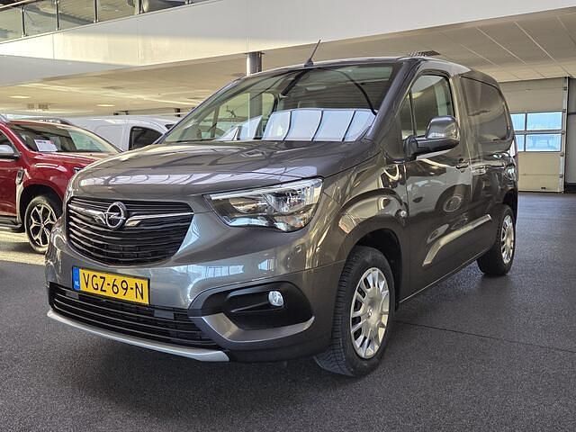 Grijs Gebruikt 2020 Opel Combo Innovation Van | € 8.950 (Eerlijke prijs) - Afbeelding 1/4