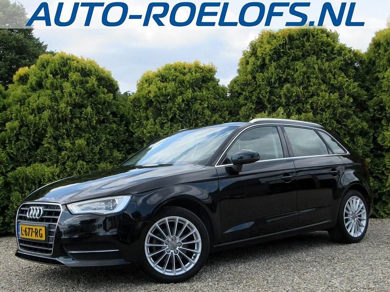 Zwart Gebruikt 2014 Audi A3 Ambition Hatchback | € 14.490 (Goede deal) - Afbeelding 1/4