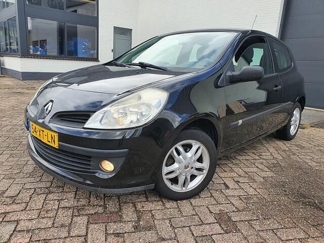 Zwart Gebruikt 2007 Renault Clio R.S. Hatchback | € 1.350 (Iets duurder) - Afbeelding 1/4