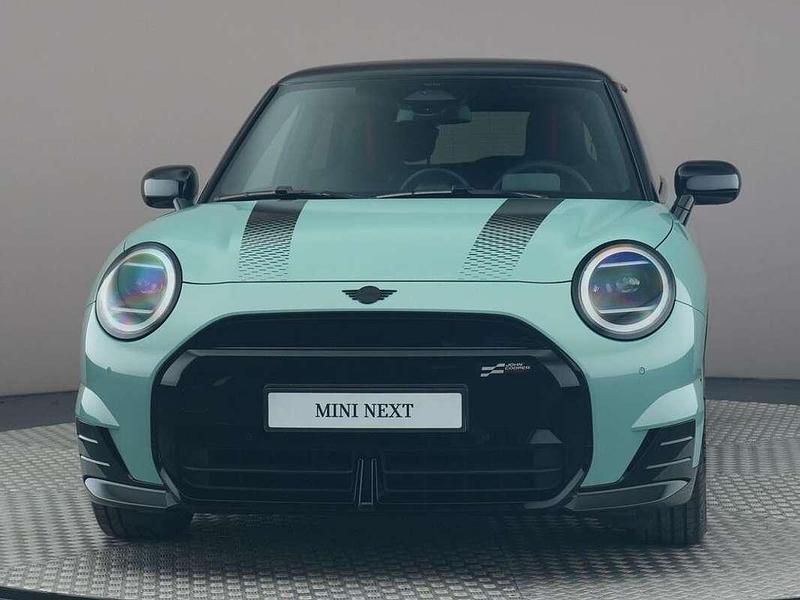 Nieuw Mini Cooper 160 kW (218 PK) 2025 Groen Hatchback