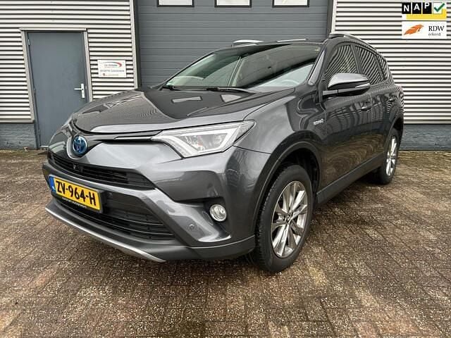 Grijs Occasion 2019 Toyota RAV4 Plus SUV | € 21.925 (Goede deal) - Afbeelding 1/4