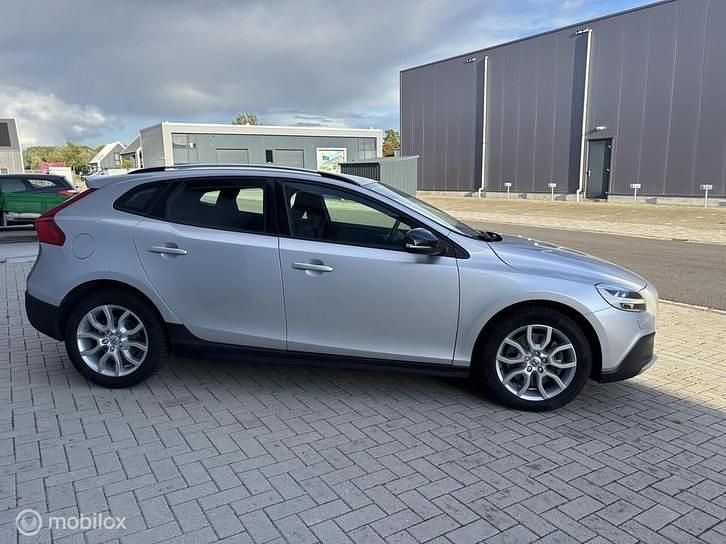 Occasion Volvo V40 CC Momentum 152 PK (111 kW) 2016 Stationwagen