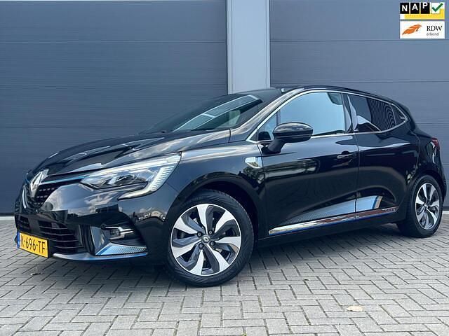 Zwart Gebruikt 2021 Renault Clio V Hatchback | € 13.900 (Eerlijke prijs) - Afbeelding 1/4