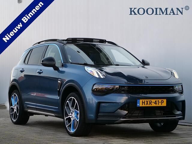 Blauw (metallic) Gebruikt 2022 Lynk & Co 01 SUV | € 26.450 (Eerlijke prijs) - Afbeelding 1/4