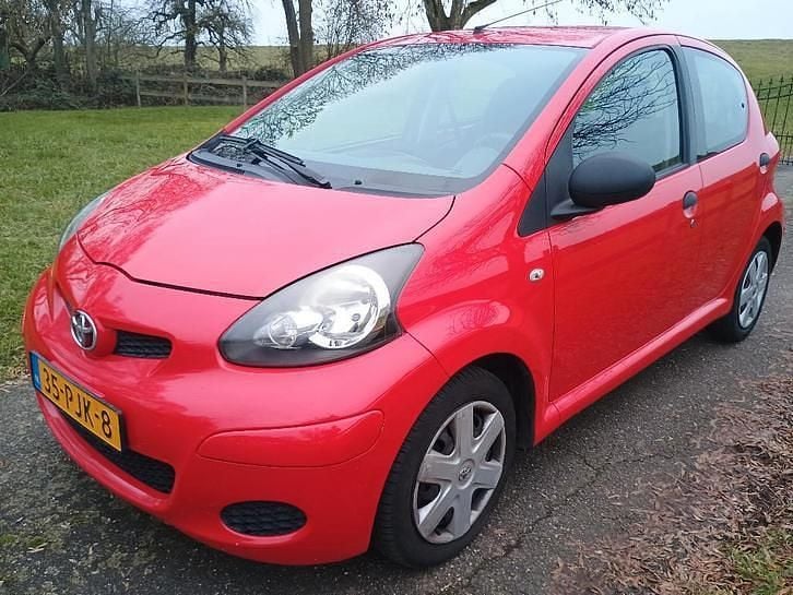 Occasion Toyota Aygo 68 PK (50 kW) 2011 Hatchback