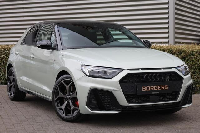 Zilver, metallic lak Gebruikt 2024 Audi A1 Sportback S-Line Hatchback | € 47.950 - Afbeelding 1/4