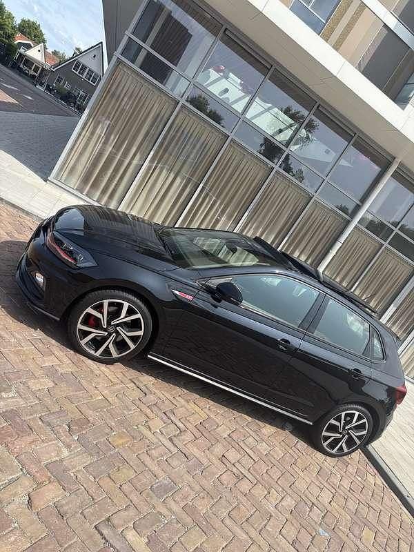 Zwart Occasion 2020 VW Polo GTI Hatchback | € 24.000 (Duur) - Afbeelding 1/4