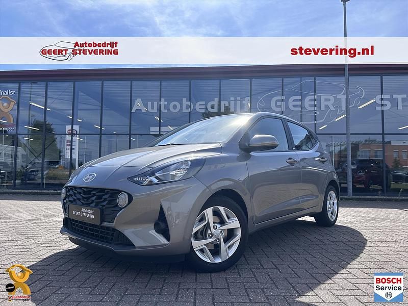 Grijs Gebruikt 2021 Hyundai i10 Hatchback | € 18.745 - Afbeelding 1/4