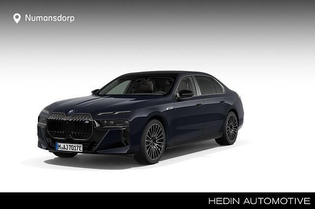 Zwart Nieuw 2025 BMW M760e M Sport Sedan | € 185.545 - Afbeelding 1/3