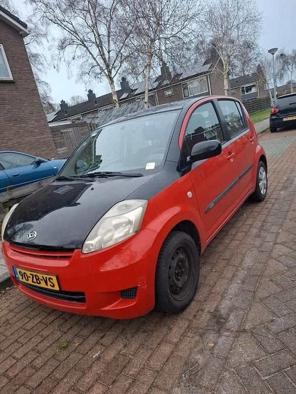 Gebruikt 2008 Daihatsu Sirion Hatchback | € 2.250 (Eerlijke prijs) - Afbeelding 1/4