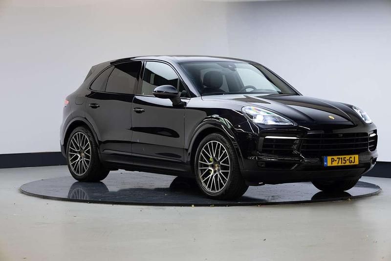 Zwart Gebruikt 2021 Porsche Cayenne SUV | € 66.950 (Super prijs) - Afbeelding 1/4