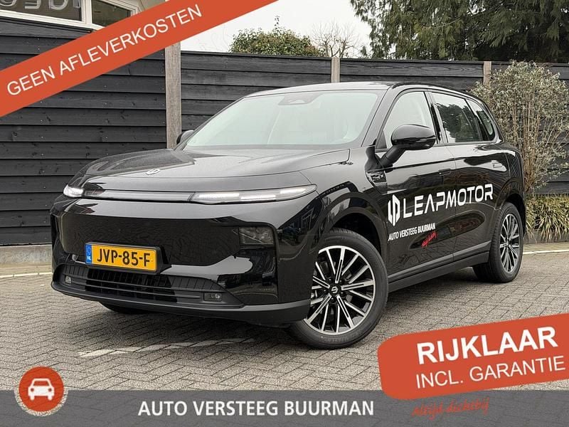 Zwart Occasion 2026 Leapmotor B10 SUV | € 28.950 (Super prijs) - Afbeelding 1/4