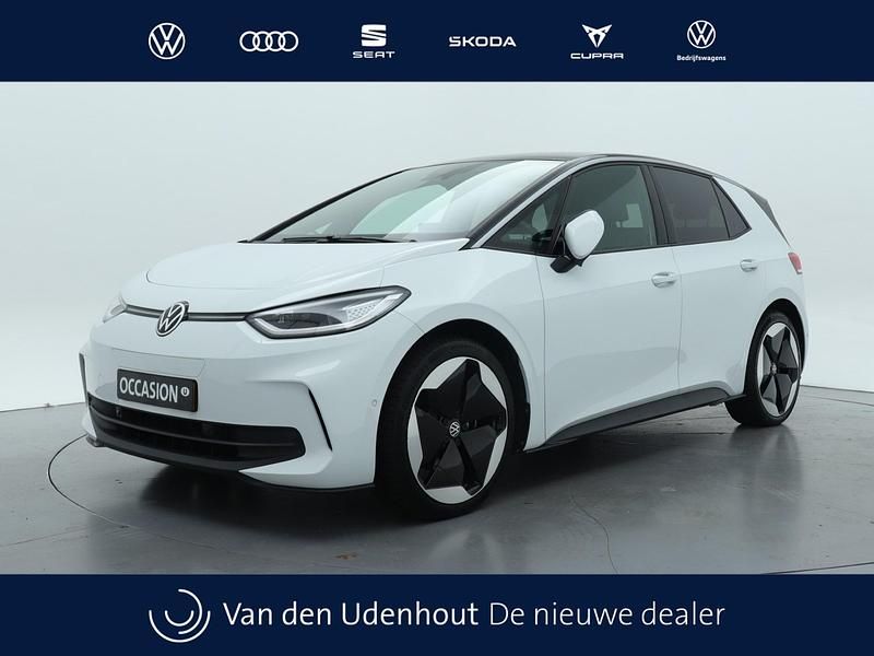 Wit Occasion 2024 VW ID.3 Pro Hatchback | € 35.950 - Afbeelding 1/3