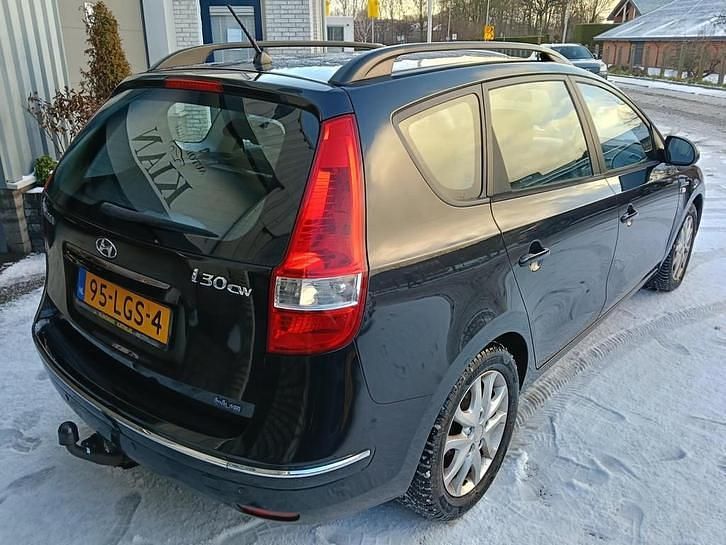Occasion Hyundai i30 Dynamiq 109 PK (80 kW) 2010 Zwart Stationwagen
