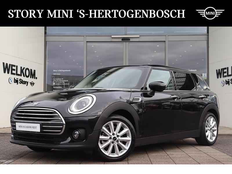 Zwart Gebruikt 2023 Mini Cooper Clubman Comfort Stationwagen | € 24.450 - Afbeelding 1/4