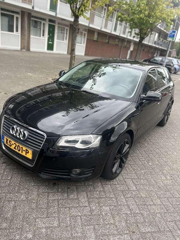 Zwart Gebruikt 2008 Audi A3 Ambition Stationwagen | € 3.000 - Afbeelding 1/4