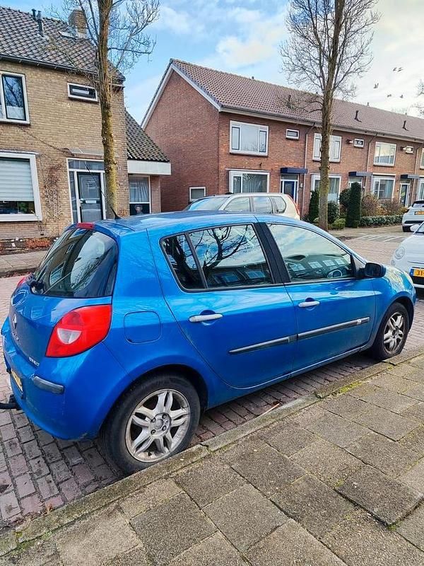 Occasion Renault Clio R.S. 98 PK (72 kW) 2006 Hatchback