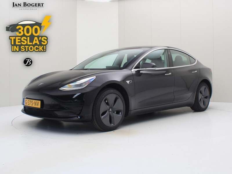 Zwart Gebruikt 2019 Tesla Model 3 Standard Range Sedan | € 19.900 (Goede deal) - Afbeelding 1/4