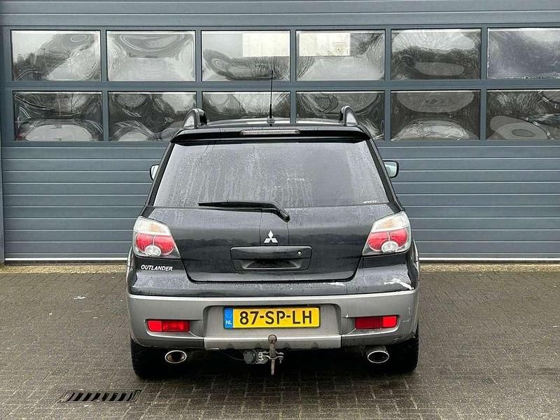 Occasion Mitsubishi Outlander Intense 161 PK (118 kW) 2006 Zwart SUV
