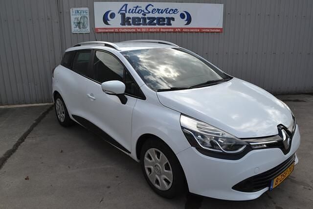 Wit Gebruikt 2015 Renault Clio GrandTour Expression Stationwagen | € 3.750 (Eerlijke prijs) - Afbeelding 1/4