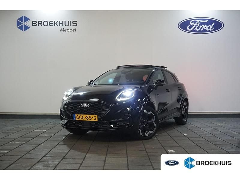 Zwart Occasion 2024 Ford Puma Premium SUV | € 27.900 (Iets duurder) - Afbeelding 1/4