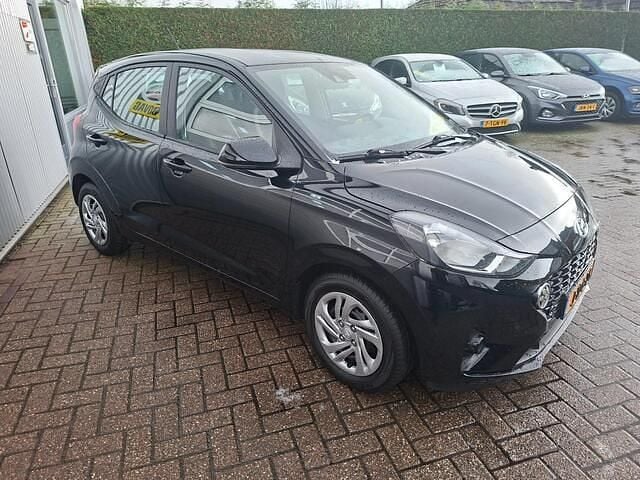 Occasion Hyundai i10 Comfort 67 PK (49 kW) 2021 Zwart Hatchback