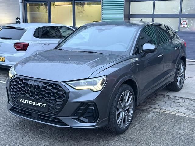 Occasion Audi Q3 Sportback S-Line 245 PK (180 kW) 2022 Grijs (metallic) SUV