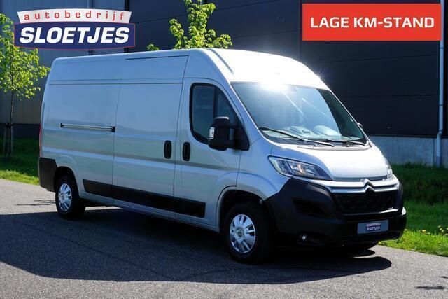 Grijs Gebruikt 2019 Citroën Jumper MPV | € 19.750 (Iets duurder) - Afbeelding 1/4