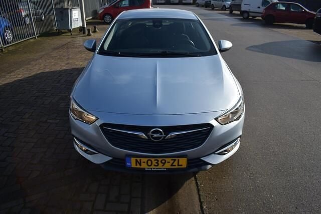 Occasion Opel Insignia Innovation 165 PK (121 kW) 2018 Grijs Hatchback