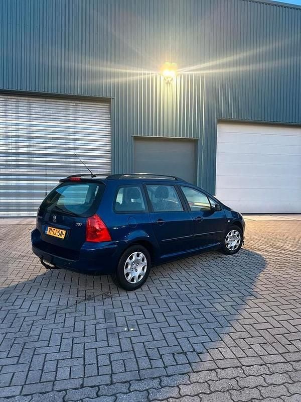 Occasion 2006 Peugeot 307 Stationwagen | € 600 (Super prijs) - Afbeelding 1/4