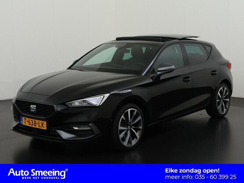 Midnight black Gebruikt 2020 Seat Leon FR Hatchback | € 23.895 (Eerlijke prijs) - Afbeelding 1/4