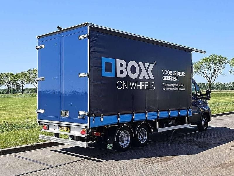 Occasion Iveco Daily 175 PK (128 kW) 2022 Blauw Van