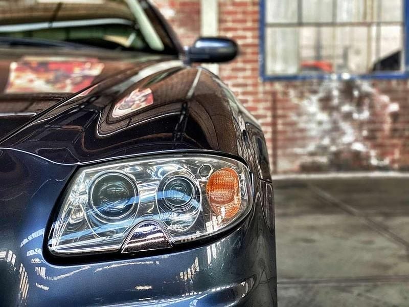 Grijs Gebruikt 2005 Maserati Quattroporte Sedan | € 25.500 - Afbeelding 1/4