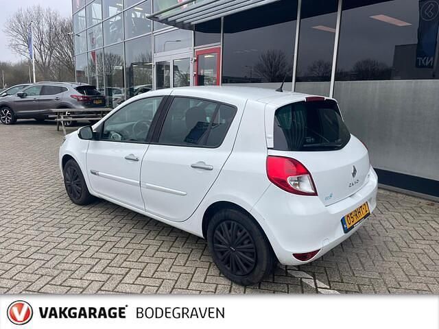 Occasion Renault Clio II 89 PK (65 kW) 2011 Wit Hatchback
