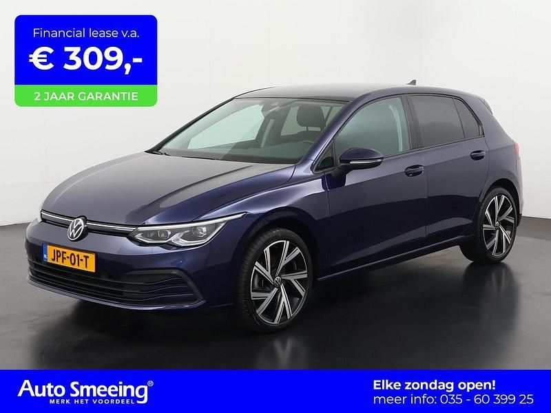 Blauw Occasion 2022 VW Golf VIII Life Hatchback | € 23.895 (Super prijs) - Afbeelding 1/4