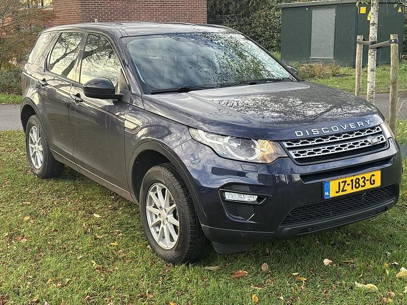 Blauw (metallic) Gebruikt 2016 Land Rover Discovery Sport Pure SUV | € 16.750 (Eerlijke prijs) - Afbeelding 1/4