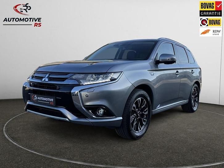 Occasion Mitsubishi Outlander 121 PK (88 kW) 2017 Zilver SUV