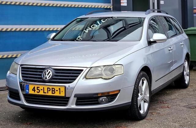 Occasion VW Passat Comfortline 116 PK (85 kW) 2007 Grijs Stationwagen