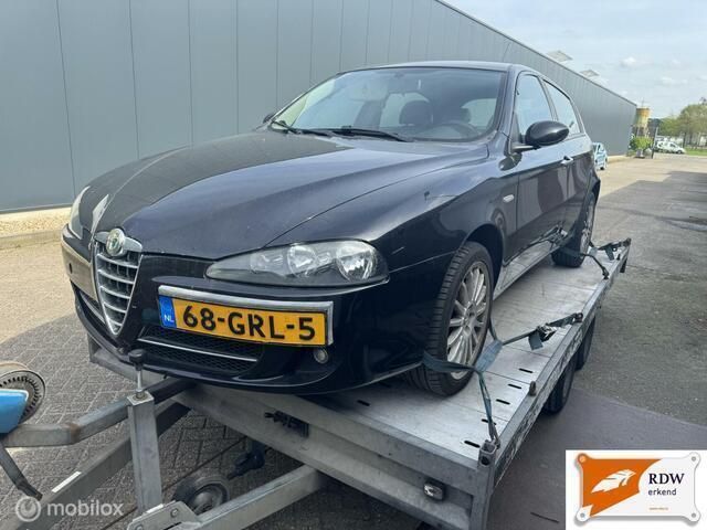 Zwart Gebruikt 2008 Alfa Romeo 147 Business Hatchback | € 1.250 (Super prijs) - Afbeelding 1/4