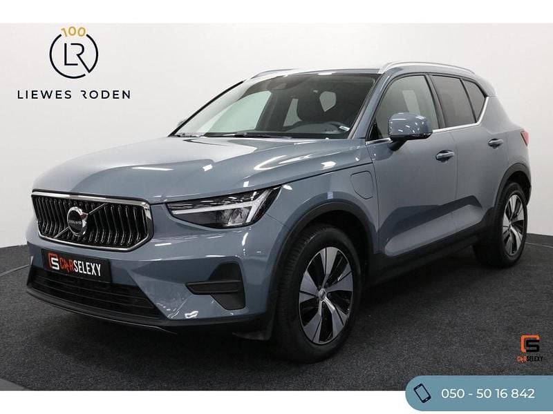 Grijs Gebruikt 2022 Volvo XC40 Inscription SUV | € 36.950 (Eerlijke prijs) - Afbeelding 1/4