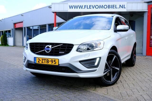 Wit, metallic lak Gebruikt 2015 Volvo XC60 R-Design SUV | € 21.950 (Eerlijke prijs) - Afbeelding 1/4