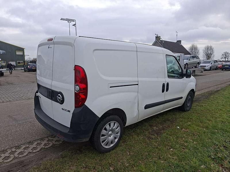 Occasion Opel Combo 90 PK (66 kW) 2014 Wit MPV