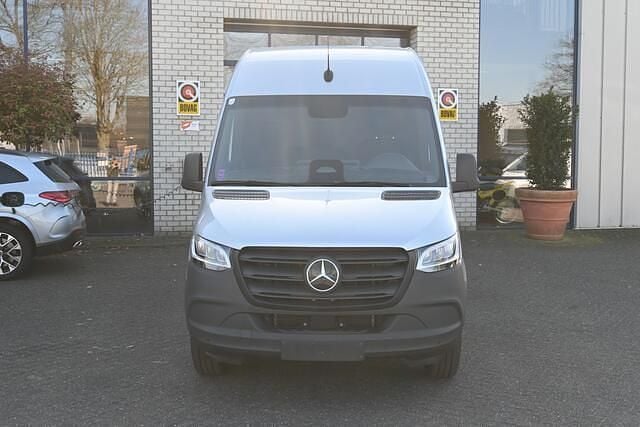 Occasion Mercedes E-Sprinter 114 kW (156 PK) 2024 Zilver Van