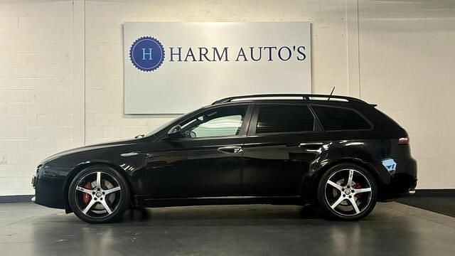 Occasion Alfa Romeo 159 Ti 260 PK (191 kW) 2010 Zwart (metallic) Stationwagen